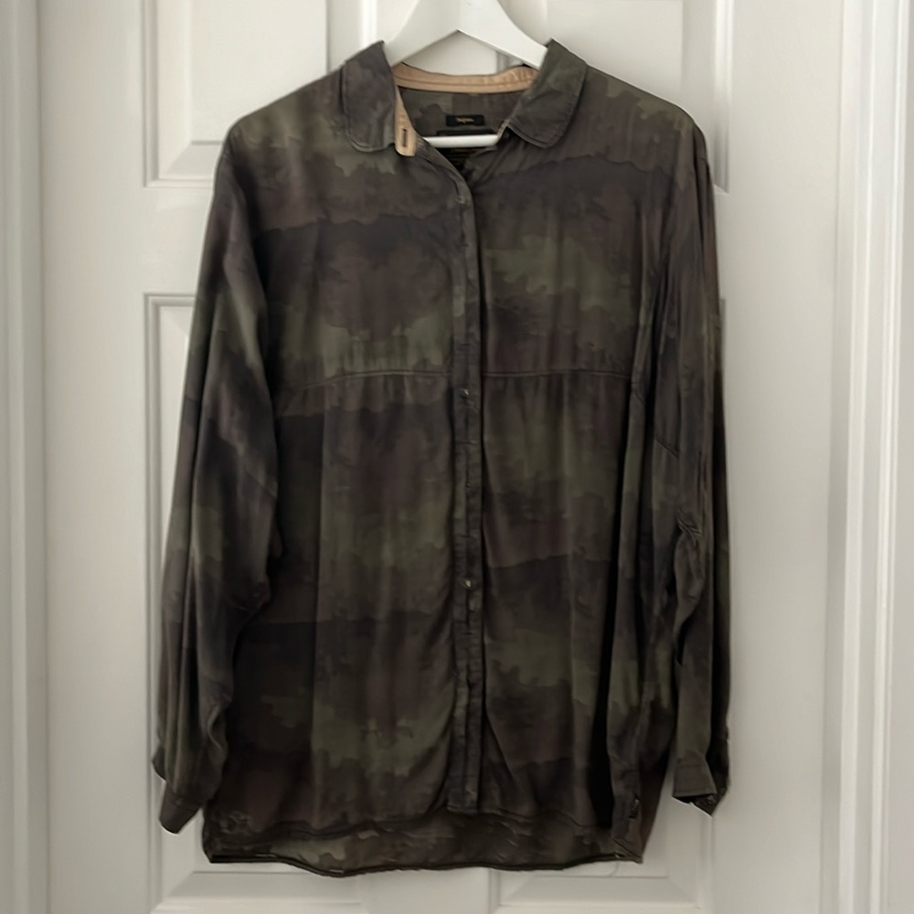 Super lightweight camo blouse from Burton
